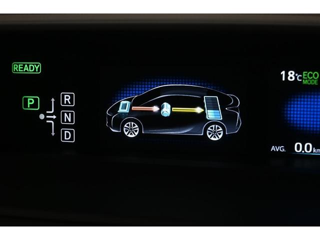 プリウス Ａツーリングセレクション　フルセグ　メモリーナビ　ＤＶＤ再生　ミュージックプレイヤー接続可　バックカメラ　衝突被害軽減システム　ＥＴＣ　ドラレコ　ＬＥＤヘッドランプ（7枚目）