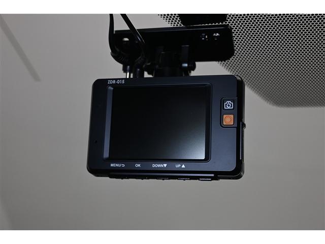 プリウス Ａツーリングセレクション　フルセグ　メモリーナビ　ＤＶＤ再生　ミュージックプレイヤー接続可　バックカメラ　衝突被害軽減システム　ＥＴＣ　ドラレコ　ＬＥＤヘッドランプ（17枚目）