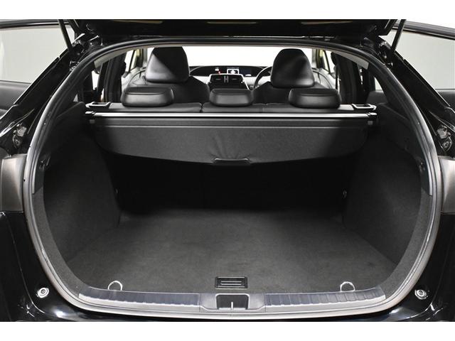 プリウス Ａツーリングセレクション　フルセグ　メモリーナビ　ＤＶＤ再生　ミュージックプレイヤー接続可　バックカメラ　衝突被害軽減システム　ＥＴＣ　ドラレコ　ＬＥＤヘッドランプ（30枚目）