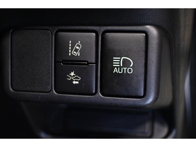 アクア クロスオーバー　フルセグ　メモリーナビ　ＤＶＤ再生　バックカメラ　衝突被害軽減システム　ＥＴＣ　ワンオーナー（21枚目）