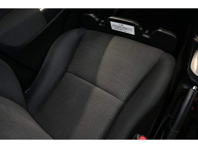 ヴィッツ U ワンセグ メモリーナビ ミュージックプレイヤー接続可 バックカメラ 衝突被害軽減システム ETC LEDヘッドランプ ワンオーナー アイドリングストップ(18枚目)