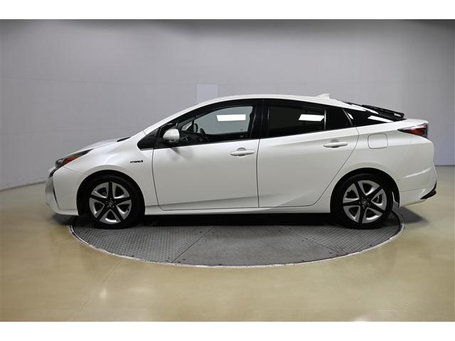 プリウス Ａツーリングセレクション　フルセグ　メモリーナビ　ＤＶＤ再生　ミュージックプレイヤー接続可　バックカメラ　衝突被害軽減システム　ＥＴＣ　ＬＥＤヘッドランプ　ワンオーナー（34枚目）