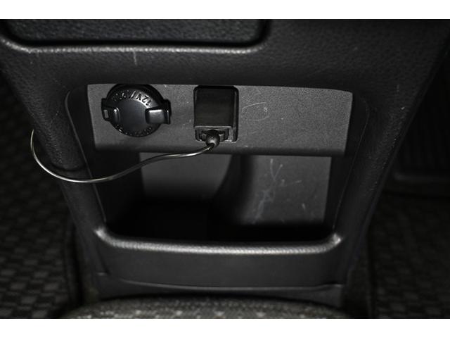 ヴォクシー ＺＳ　煌ＩＩ　フルセグ　メモリーナビ　ＤＶＤ再生　ミュージックプレイヤー接続可　後席モニター　バックカメラ　衝突被害軽減システム　ＥＴＣ　ドラレコ　両側電動スライド　ＬＥＤヘッドランプ　ウオークスルー　乗車定員７人（12枚目）