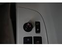 狭い場所も苦になりません。電動格納ドアミラー装備。