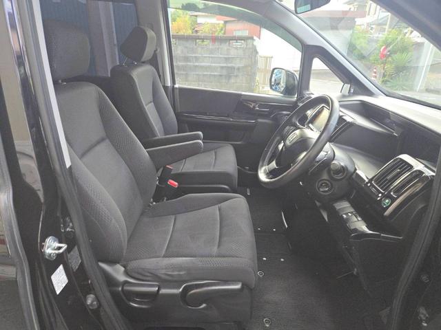 ステップワゴンスパーダ Ｓ　フリップダウンモニター　ナビＴＶ　バックカメラ　片側パワースライドドア　ＥＴＣ　ドアバイザー（5枚目）