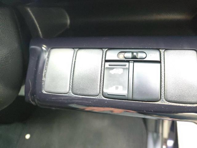 ステップワゴンスパーダ Ｓ　フリップダウンモニター　ナビＴＶ　バックカメラ　片側パワースライドドア　ＥＴＣ　ドアバイザー（11枚目）