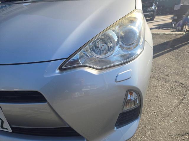 アクア Ｓ　アルミホイール　Ｂｌｕｅｔｏｏｔｈ　ナビ　バックカメラ　スマートキー２ヶ　プッシュスタート　ハイブリッド車　ＥＴＣ　ドアバイザー（29枚目）