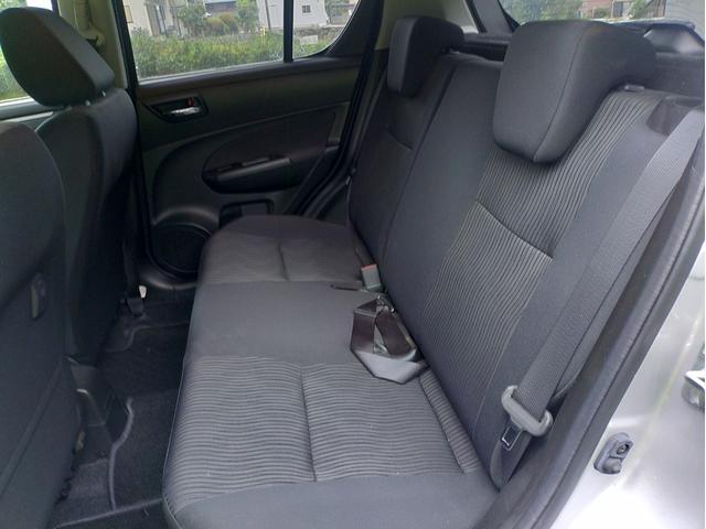 スイフト XG 5速マニュアル RS16インチアルミホイル チタンフェイスマフラー スマートキー スタッドレスタイヤセット オプションレイズアルミホイル(30枚目)