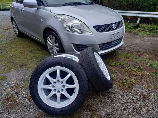 スイフト XG 5速マニュアル RS16インチアルミホイル チタンフェイスマフラー スマートキー スタッドレスタイヤセット オプションレイズアルミホイル(36枚目)