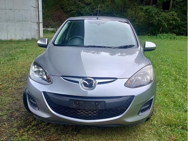 デミオ 15C 5速マニュアル LEDヘッドライト 14インチアルミホイル スタッドレスタイヤセット オプションレイズアルミホイルセット(2枚目)