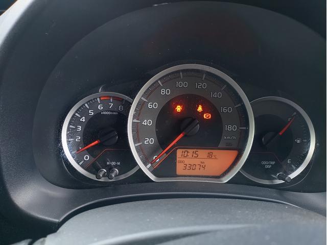 ヴィッツ GRスポーツ 新品シバタイヤ WORKアルミホイル LEDヘッドライト 純正ナビ GRスポーツシート スマートキー オプション ブレーキチューニング フジツボマフラー交換 スタッドレスタイヤセット(16枚目)