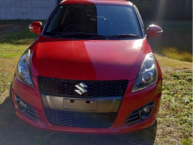 スイフトスポーツ ベースグレード　１３５馬力　ディスチャージヘッドライト　ポテンザＲＥ００４　ナビ　バックカメラ　ＥＴＣ　オプションブレーキチューニング　フジツボ技研マフラー　スタッドレスタイヤセット（2枚目）