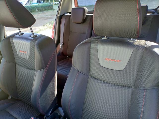 スイフトスポーツ ベースグレード　１３５馬力　ディスチャージヘッドライト　ポテンザＲＥ００４　ナビ　バックカメラ　ＥＴＣ　オプションブレーキチューニング　フジツボ技研マフラー　スタッドレスタイヤセット（13枚目）