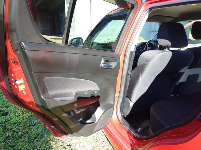 スイフトスポーツ ベースグレード　１３５馬力　ディスチャージヘッドライト　ポテンザＲＥ００４　ナビ　バックカメラ　ＥＴＣ　オプションブレーキチューニング　フジツボ技研マフラー　スタッドレスタイヤセット（33枚目）