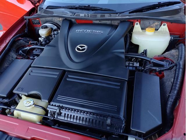 �P�R�a�G���W���́A�q�w�|�V�ɂ��̗p����Ă���A�I�[�o�[���b�v���X��m�`����z�C���@�������ȂǂŁA�R��̌���A�x�[�X���Q�P�O�n�͂ɑ΂��ĂQ�T�O�n�͂𔭐������A�X���]�����u���~�b�g�Ƃ��Ă���܂��B