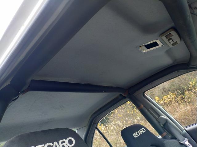 ランサー ＲＳエボリューションＶＩ　エアコン付　ダッシュ貫通９点式ロールゲージ　別タン式サスペンション　Ｆ・Ｃ・Ｒ機械式ＬＳＤ　ボディ補強　レカロ両脚　アドバンアルミホイル　新品シバタイヤ　吸排気チューン　フルガード　ナビ　ＥＴＣ（12枚目）