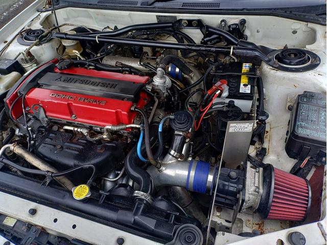 ランサー ＲＳエボリューションＶＩ　エアコン付　ダッシュ貫通９点式ロールゲージ　別タン式サスペンション　Ｆ・Ｃ・Ｒ機械式ＬＳＤ　ボディ補強　レカロ両脚　アドバンアルミホイル　新品シバタイヤ　吸排気チューン　フルガード　ナビ　ＥＴＣ（17枚目）