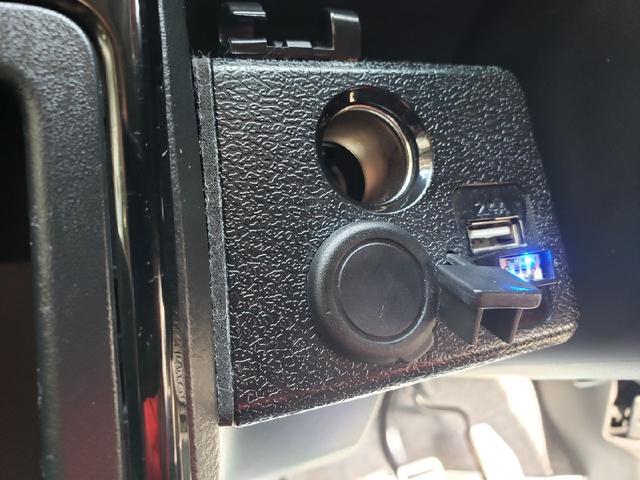 アルトワークス ベースグレード　盗難防止　Ｓキー　ＶＳＡ　キーフリ　Ｗエアバック　ＡＵＴＯエアコン　エアＢ　パワステ　ＡＢＳ付　衝突安全ボディ　パワーウィンドゥ（26枚目）