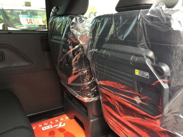 タント カスタムＸ　【届出済未使用車】マット・バイザーなし　オーディオレス　両側電動スライド　クリアランスソナ　衝突被害軽減システム　ＬＥＤヘッドランプ　スマートキー　アイドリングストップ　シートヒータ　盗難防止システム（10枚目）