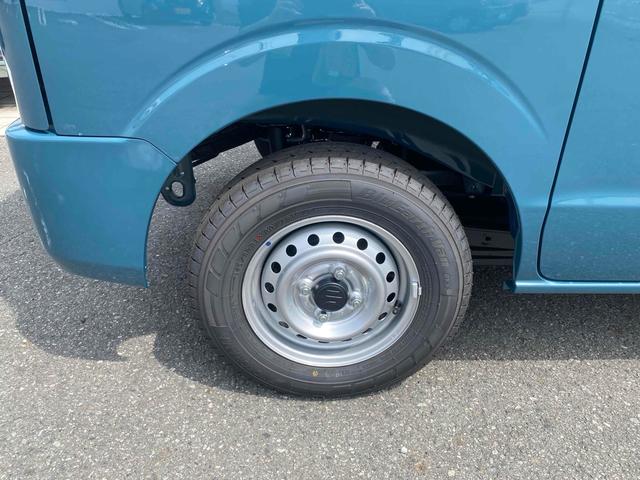 エブリイ ＰＡリミテッド　【届出済未使用車】マット・バイザーなし　４ＷＤ　両側スライドドア　クリアランスソナー　レーンアシスト　衝突被害軽減システム　オートライト　アイドリングストップ　ＣＶＴ　ＡＢＳ　ＥＳＣ　エアコン（24枚目）