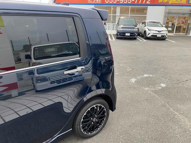 Ｎ－ＷＧＮカスタム Ｌ・ターボ　【届出済未使用車】マット・バイザーなし、オーディオレス、クリアランスソナー　オートクルーズコントロール　レーンアシスト　衝突被害軽減システム　オートライト　ＬＥＤヘッドランプ　アイドリングストップ（22枚目）