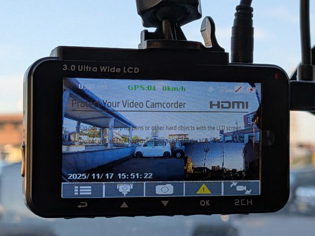 デイズ Ｘ　ドライブレコーダー　全周囲カメラ　ナビ　ＴＶ　スマートキー　アイドリングストップ　電動格納ミラー　ベンチシート　ＣＶＴ　盗難防止システム　ＡＢＳ　ＣＤ　ＤＶＤ再生　ＵＳＢ　ミュージックプレイヤー接続可（9枚目）