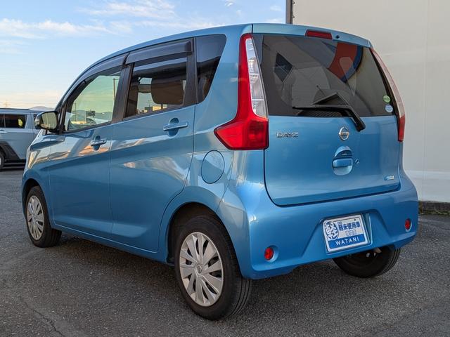 デイズ Ｘ　ドライブレコーダー　全周囲カメラ　ナビ　ＴＶ　スマートキー　アイドリングストップ　電動格納ミラー　ベンチシート　ＣＶＴ　盗難防止システム　ＡＢＳ　ＣＤ　ＤＶＤ再生　ＵＳＢ　ミュージックプレイヤー接続可（18枚目）