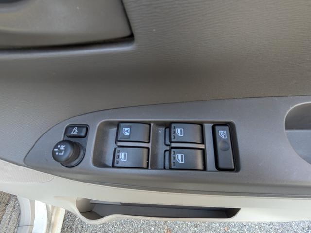 タント Ｘ　ＳＡ　バックカメラ　片側電動スライドドア　ナビ　衝突被害軽減システム　オートライト　スマートキー　アイドリングストップ　電動格納ミラー　ベンチシート　ＣＶＴ　盗難防止システム　ＡＢＳ　ＥＳＣ（10枚目）