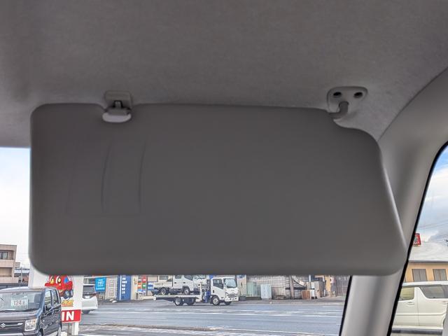 タント Ｘリミテッド　バックカメラ　電動スライドドア　ナビ　ＴＶ　スマートキー　アイドリングストップ　電動格納ミラー　ベンチシート　ＣＶＴ　盗難防止システム　ＡＢＳ　ＣＤ　ミュージックプレイヤー接続可　衝突安全ボディ（22枚目）