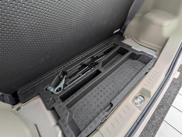 タント Ｘリミテッド　バックカメラ　電動スライドドア　ナビ　ＴＶ　スマートキー　アイドリングストップ　電動格納ミラー　ベンチシート　ＣＶＴ　盗難防止システム　ＡＢＳ　ＣＤ　ミュージックプレイヤー接続可　衝突安全ボディ（46枚目）