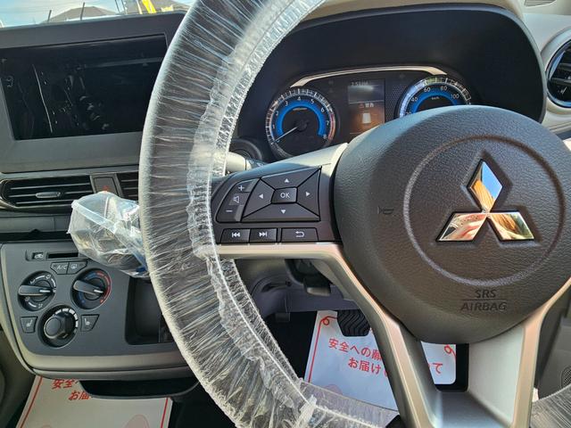 ｅＫワゴン Ｍ　バックカメラ　クリアランスソナー　レーンアシスト　衝突被害軽減システム　キーレスエントリー　アイドリングストップ　電動格納ミラー　シートヒーター　ベンチシート　ＣＶＴ　盗難防止システム　ＡＢＳ　ＥＳＣ（8枚目）