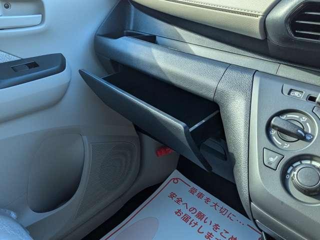 ｅＫワゴン Ｍ　バックカメラ　クリアランスソナー　レーンアシスト　衝突被害軽減システム　キーレスエントリー　アイドリングストップ　電動格納ミラー　シートヒーター　ベンチシート　ＣＶＴ　盗難防止システム　ＡＢＳ　ＥＳＣ（11枚目）