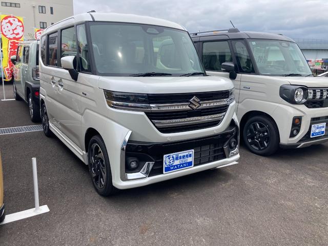 スペーシアカスタム ハイブリッドＸＳ　両側電動スライドドア　オートクルーズコントロール　レーンアシスト　衝突被害軽減システム　ＬＥＤヘッドランプ　スマートキー　アイドリングストップ　電動格納ミラー　シートヒーター　ベンチシート　ＣＶＴ（3枚目）