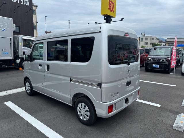 クリッパーバン ＤＸ　ＧＬパッケージ　軽バン　ＣＶＴ　衝突被害軽減システム　クリアランスソナー　レーンアシスト　両側スライドドア　アイドリングストップ　電動格納ミラー　シートヒーター　オートライト　ＥＳＣ　エアコン　パワーステアリング（17枚目）
