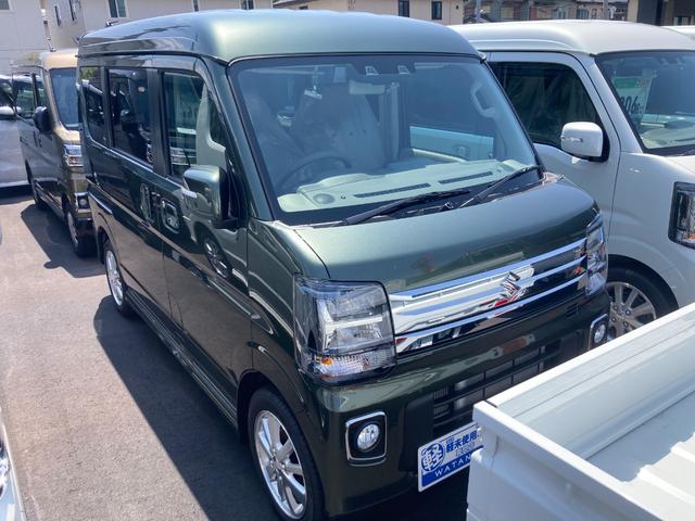 エブリイワゴン PZターボ 両側スライド・片側電動 クリアランスソナー レーンアシスト 衝突被害軽減システム LEDヘッドランプ スマートキー アイドリングストップ シートヒーター ベンチシート CVT 盗難防止システム ABS(6枚目)