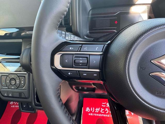 スペーシアカスタム 　両側電動スライドドア　オートクルーズコントロール　オートライト　スマートキー　アイドリングストップ　電動格納ミラー　シートヒーター　ＣＶＴ　アルミホイール　エアコン　パワーステアリング（10枚目）