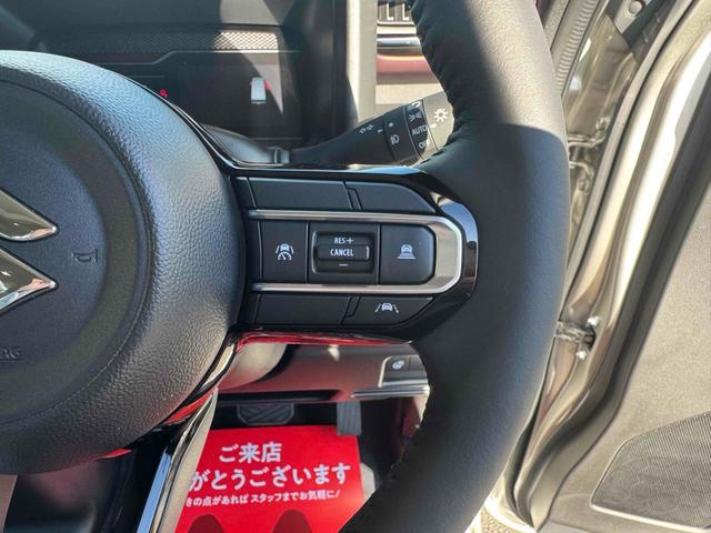 スペーシアカスタム 　両側電動スライドドア　オートクルーズコントロール　オートライト　スマートキー　アイドリングストップ　電動格納ミラー　シートヒーター　ＣＶＴ　アルミホイール　エアコン　パワーステアリング（11枚目）