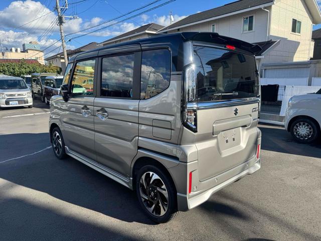 スペーシアカスタム 　両側電動スライドドア　オートクルーズコントロール　オートライト　スマートキー　アイドリングストップ　電動格納ミラー　シートヒーター　ＣＶＴ　アルミホイール　エアコン　パワーステアリング（17枚目）