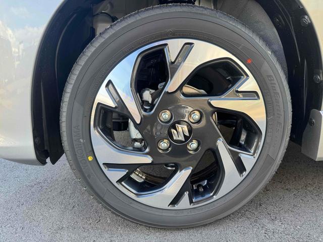 スペーシアカスタム 　両側電動スライドドア　オートクルーズコントロール　オートライト　スマートキー　アイドリングストップ　電動格納ミラー　シートヒーター　ＣＶＴ　アルミホイール　エアコン　パワーステアリング（20枚目）