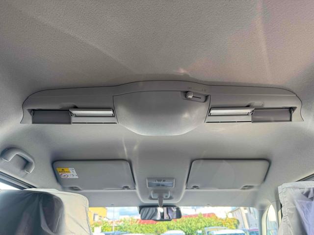 スペーシアカスタム 　両側電動スライドドア　オートクルーズコントロール　オートライト　スマートキー　アイドリングストップ　電動格納ミラー　シートヒーター　ＣＶＴ　アルミホイール　エアコン　パワーステアリング（27枚目）