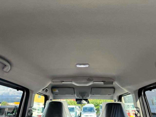 スペーシアカスタム 　両側電動スライドドア　オートクルーズコントロール　オートライト　スマートキー　アイドリングストップ　電動格納ミラー　シートヒーター　ＣＶＴ　アルミホイール　エアコン　パワーステアリング（37枚目）