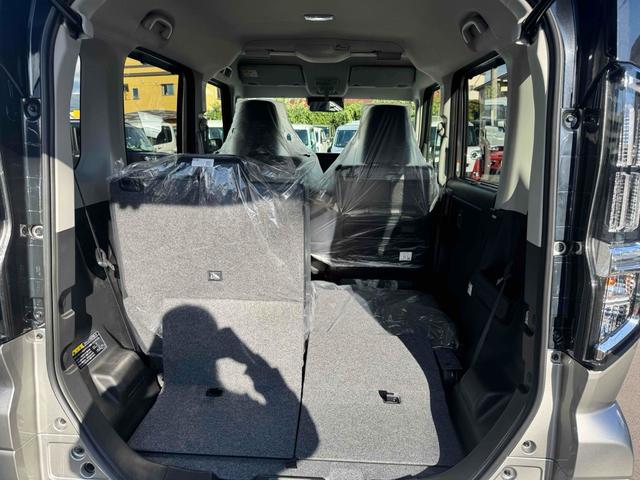 スペーシアカスタム 　両側電動スライドドア　オートクルーズコントロール　オートライト　スマートキー　アイドリングストップ　電動格納ミラー　シートヒーター　ＣＶＴ　アルミホイール　エアコン　パワーステアリング（38枚目）