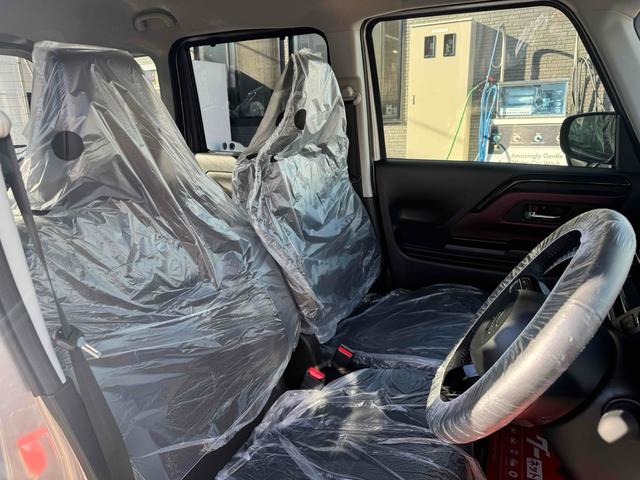 スペーシアカスタム 　両側電動スライドドア　オートクルーズコントロール　オートライト　スマートキー　アイドリングストップ　電動格納ミラー　シートヒーター　ＣＶＴ　アルミホイール　エアコン　パワーステアリング（57枚目）