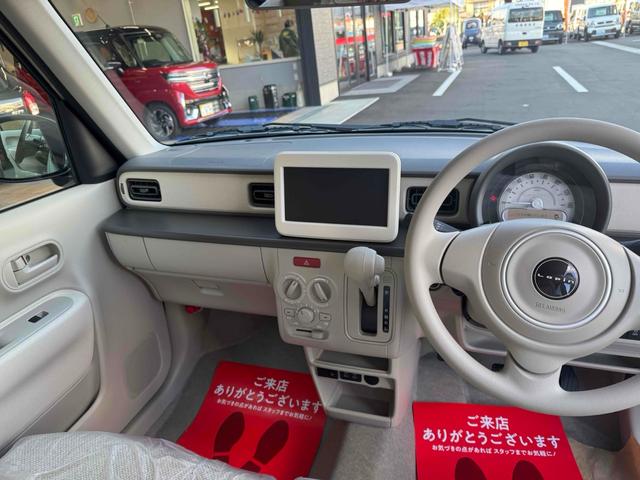 アルトラパン 　クリアランスソナー　レーンアシスト　衝突被害軽減システム　オートライト　スマートキー　アイドリングストップ　電動格納ミラー　シートヒーター　ベンチシート　ＣＶＴ　ＥＳＣ　エアコン　パワーウィンドウ（2枚目）