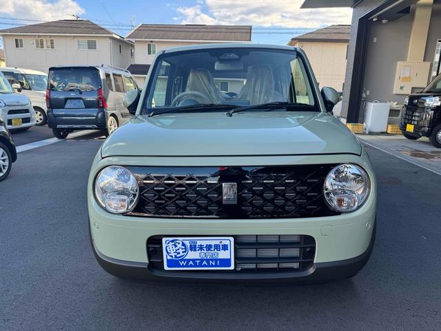 アルトラパン 　クリアランスソナー　レーンアシスト　衝突被害軽減システム　オートライト　スマートキー　アイドリングストップ　電動格納ミラー　シートヒーター　ベンチシート　ＣＶＴ　ＥＳＣ　エアコン　パワーウィンドウ（12枚目）