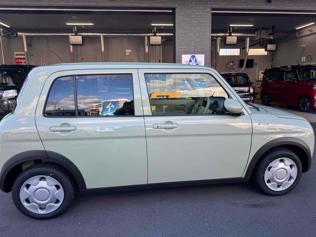 アルトラパン 　クリアランスソナー　レーンアシスト　衝突被害軽減システム　オートライト　スマートキー　アイドリングストップ　電動格納ミラー　シートヒーター　ベンチシート　ＣＶＴ　ＥＳＣ　エアコン　パワーウィンドウ（14枚目）