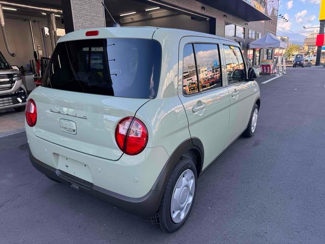 アルトラパン 　クリアランスソナー　レーンアシスト　衝突被害軽減システム　オートライト　スマートキー　アイドリングストップ　電動格納ミラー　シートヒーター　ベンチシート　ＣＶＴ　ＥＳＣ　エアコン　パワーウィンドウ（15枚目）