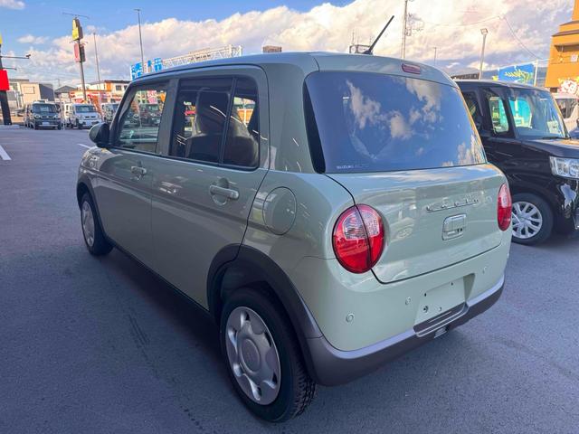 アルトラパン 　クリアランスソナー　レーンアシスト　衝突被害軽減システム　オートライト　スマートキー　アイドリングストップ　電動格納ミラー　シートヒーター　ベンチシート　ＣＶＴ　ＥＳＣ　エアコン　パワーウィンドウ（17枚目）