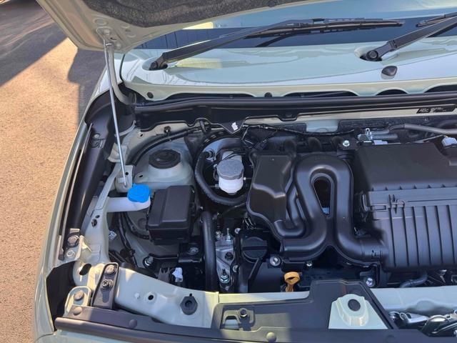 アルトラパン 　クリアランスソナー　レーンアシスト　衝突被害軽減システム　オートライト　スマートキー　アイドリングストップ　電動格納ミラー　シートヒーター　ベンチシート　ＣＶＴ　ＥＳＣ　エアコン　パワーウィンドウ（25枚目）