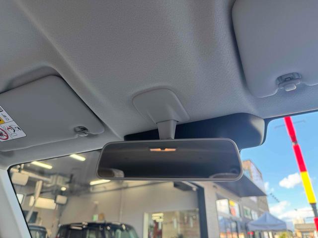 アルトラパン 　クリアランスソナー　レーンアシスト　衝突被害軽減システム　オートライト　スマートキー　アイドリングストップ　電動格納ミラー　シートヒーター　ベンチシート　ＣＶＴ　ＥＳＣ　エアコン　パワーウィンドウ（37枚目）